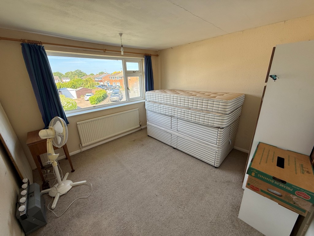 Lot: 96 - SEMI-DETACHED HOUSE FOR REPAIR WITH PLANNING FOR EXTENSION - Bedroom one